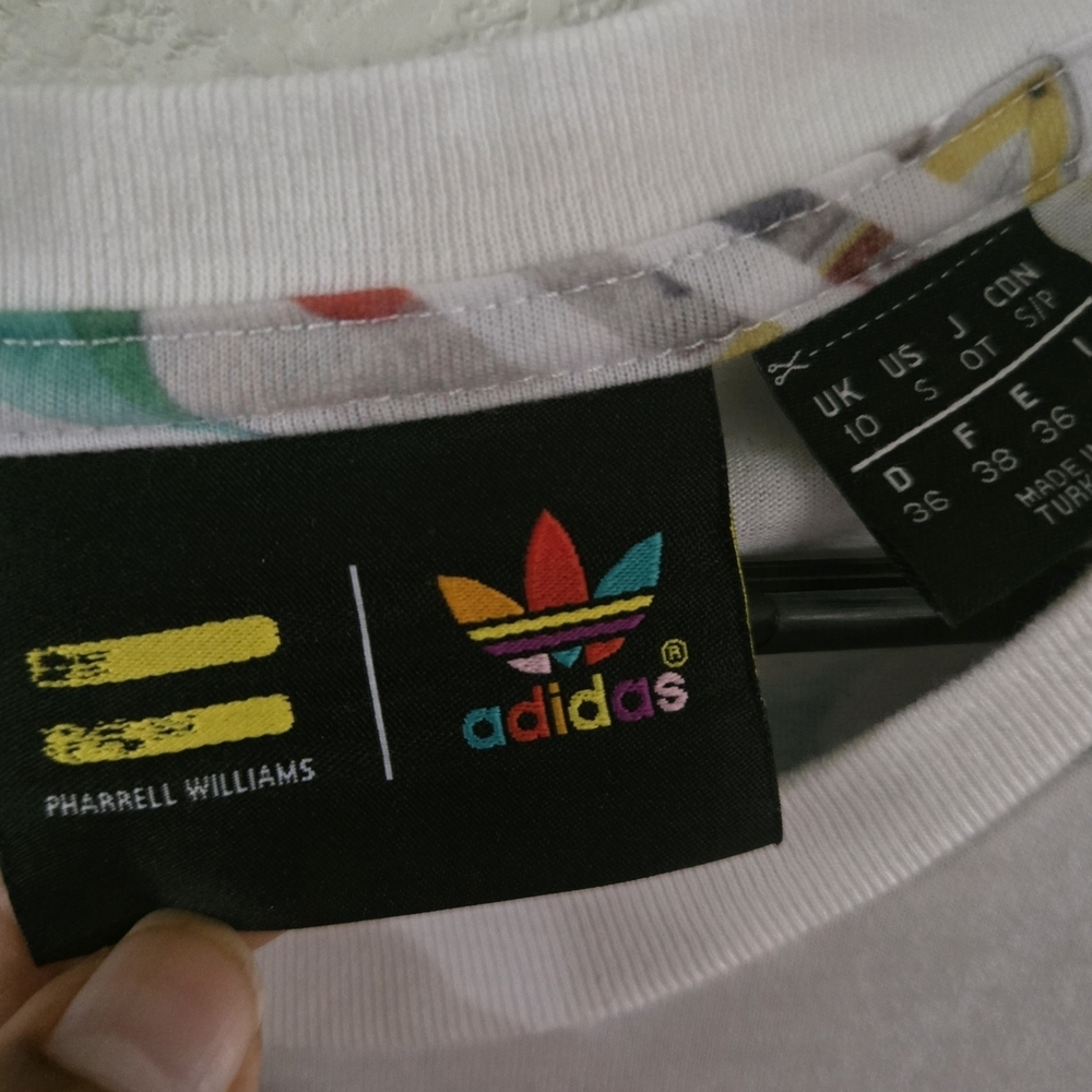 Adidas Pharrell Williams White T-Shirt - Picture 6 of 7